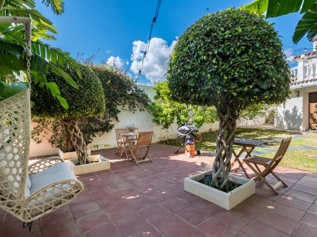 7 Bedrooms Villa in Marbella