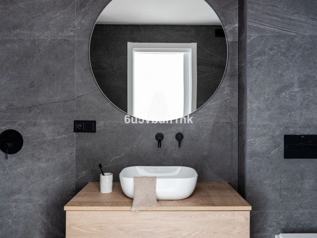 3 Slaapkamer Rijtjeshuis in Málaga