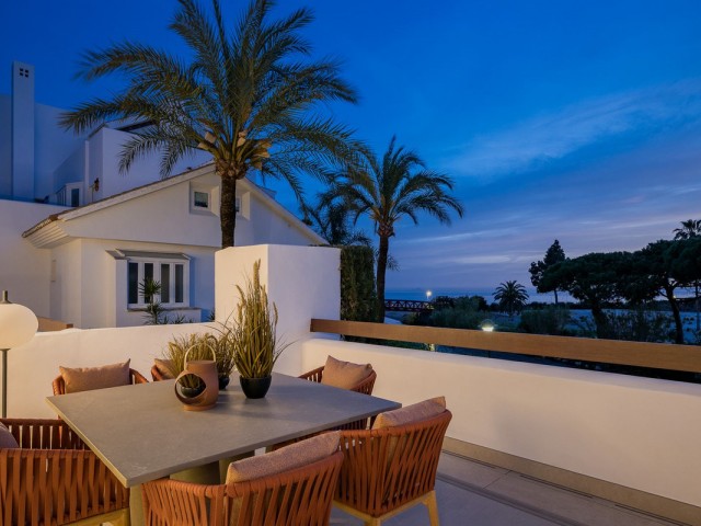 6 Bedrooms Apartment in Los Monteros
