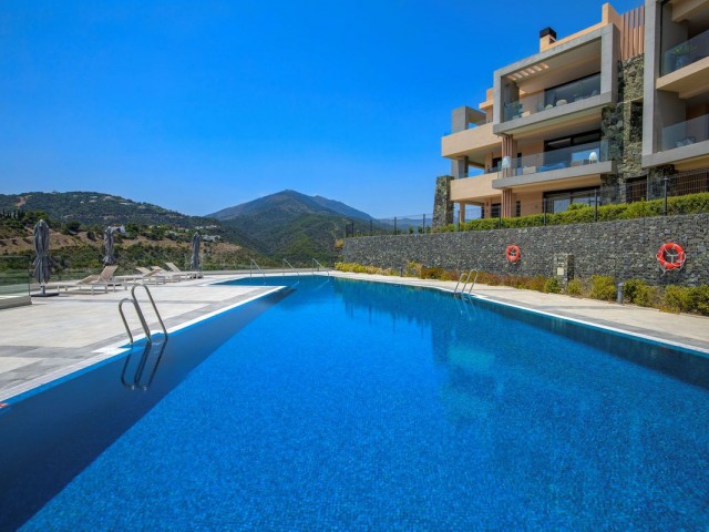 3 Bedrooms Apartment in Benahavís