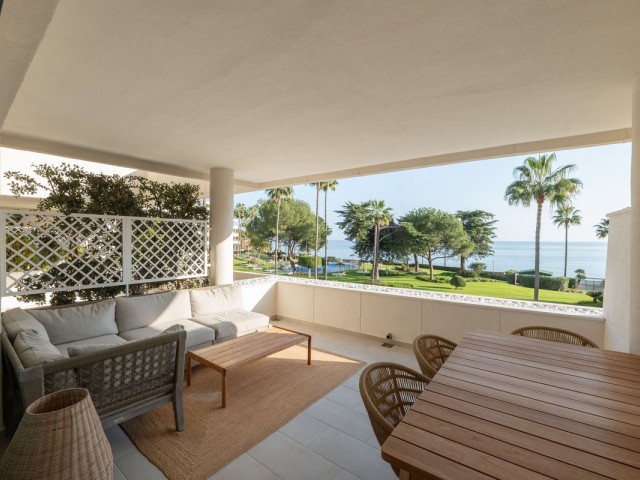 2 Makuuhuoneen Huoneisto Estepona