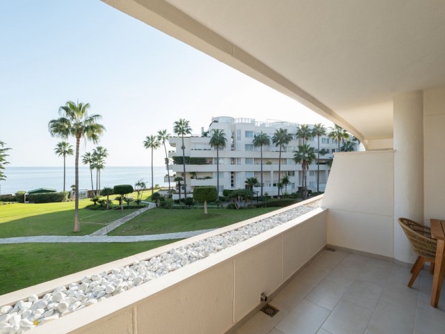 2 Makuuhuoneen Huoneisto Estepona
