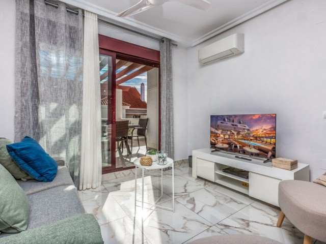 Apartamento con 3 Dormitorios  en Nueva Andalucía