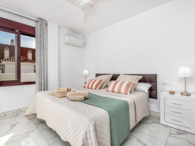 Apartamento con 3 Dormitorios  en Nueva Andalucía