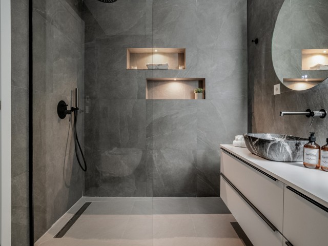 Apartamento con 4 Dormitorios  en La Quinta