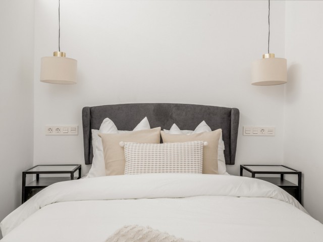 Apartamento con 4 Dormitorios  en La Quinta