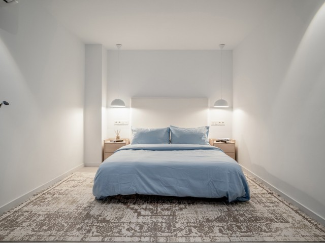Apartamento con 4 Dormitorios  en La Quinta