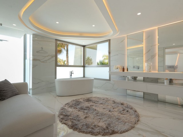 6 Slaapkamer Villa in Los Monteros