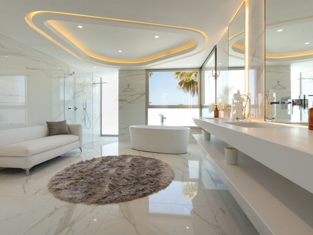 6 Schlafzimmer Villa in Los Monteros