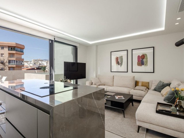 4 Bedrooms Apartment in Marbella