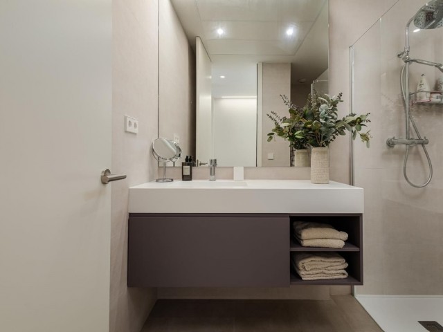 4 Bedrooms Apartment in Marbella