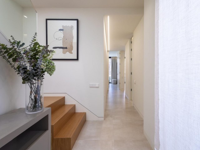 4 Bedrooms Apartment in Marbella
