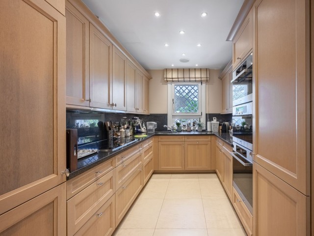 4 Bedrooms Villa in Sotogrande Costa