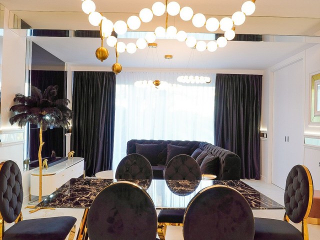 Apartamento con 2 Dormitorios  en Nueva Andalucía