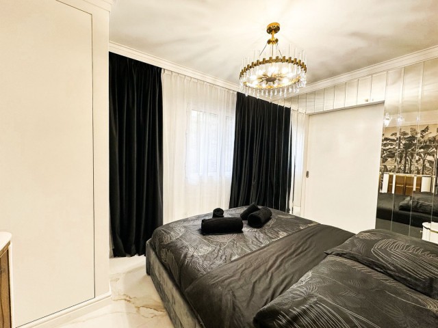 Apartamento con 2 Dormitorios  en Nueva Andalucía