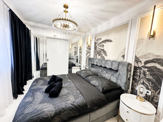 Apartamento con 2 Dormitorios  en Nueva Andalucía