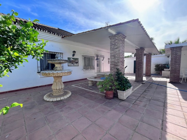 3 Bedrooms Villa in San Pedro de Alcántara