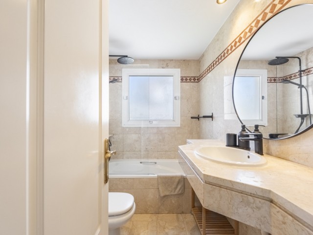 Apartamento con 2 Dormitorios  en La Quinta