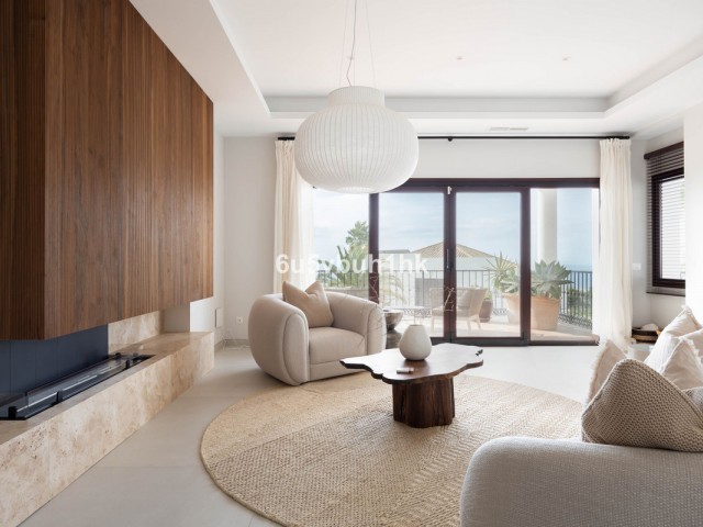 Villa avec 6 Chambres  à Marbella