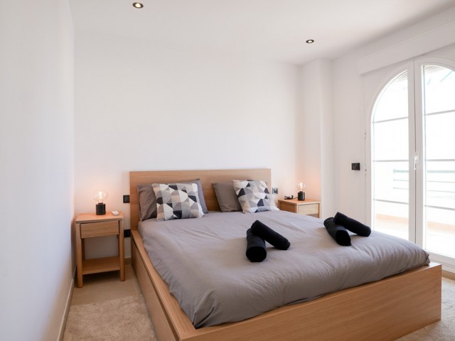 Apartamento con 2 Dormitorios  en Nueva Andalucía