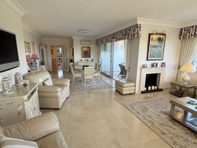 3 Bedrooms Apartment in Marbella