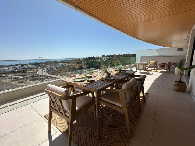 3 Bedrooms Apartment in Selwo