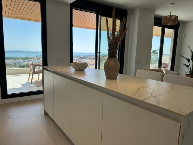 3 Bedrooms Apartment in Selwo