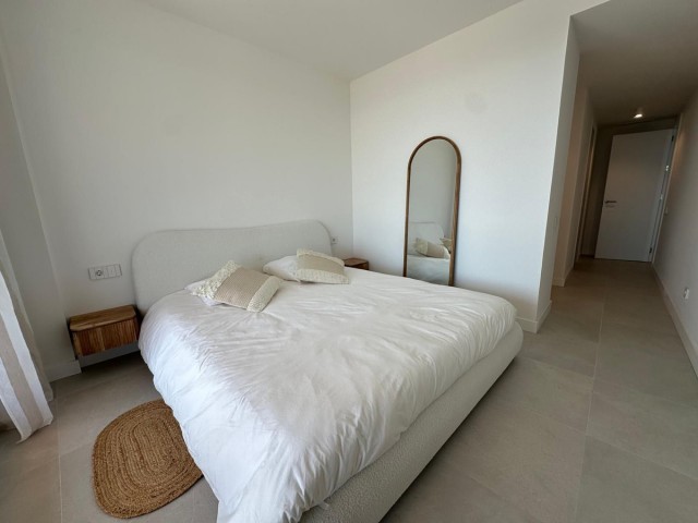 3 Bedrooms Apartment in Selwo