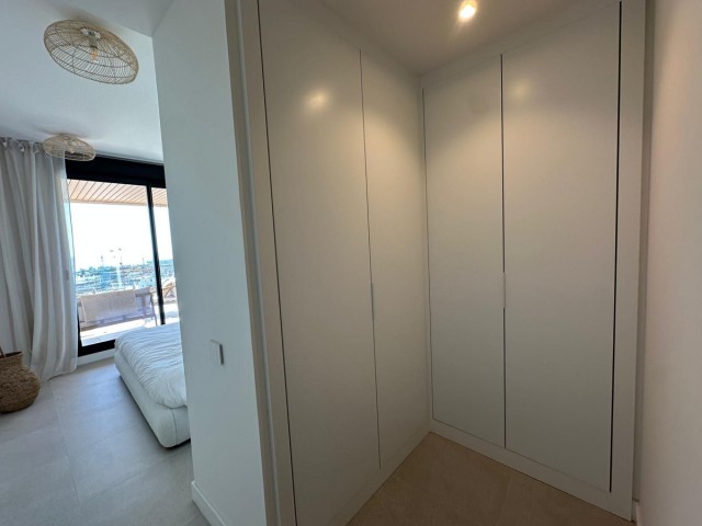 3 Bedrooms Apartment in Selwo