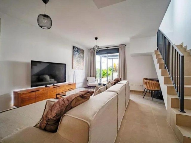 Reihenhaus, Cancelada, R5167330