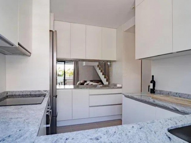 Reihenhaus, Cancelada, R5167330