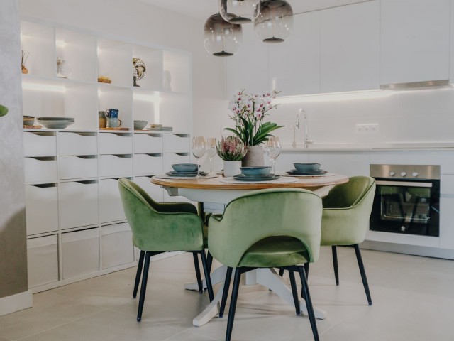 Apartamento con 2 Dormitorios  en Selwo