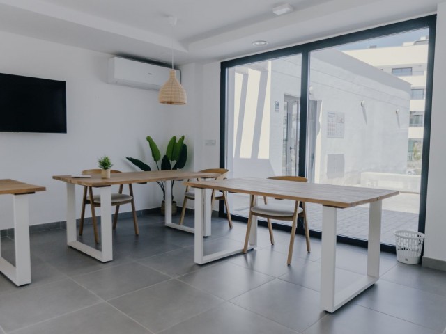 Apartamento con 2 Dormitorios  en Selwo