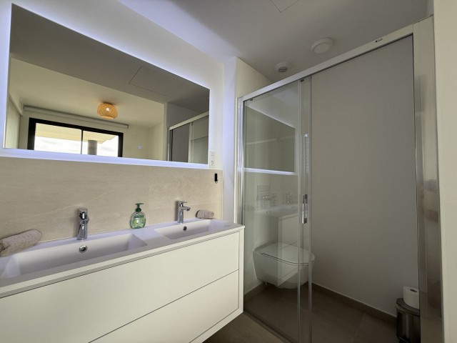 2 Bedrooms Apartment in Fuengirola
