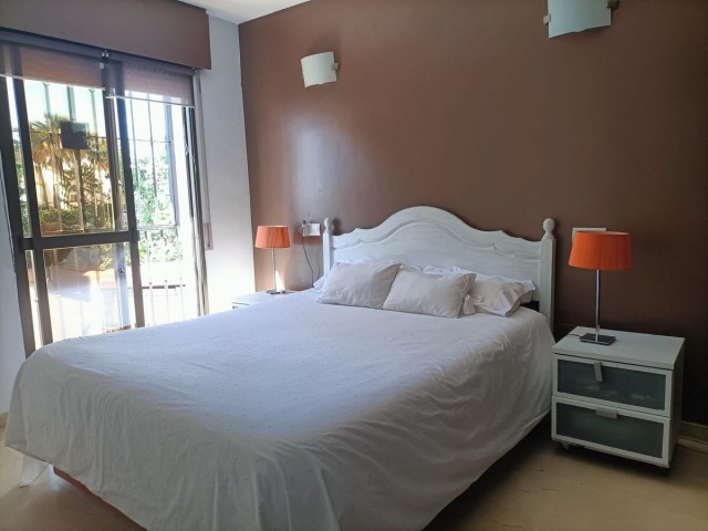 4 Soveroms Rekkehus i Estepona