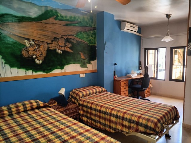 4 Soveroms Rekkehus i Estepona