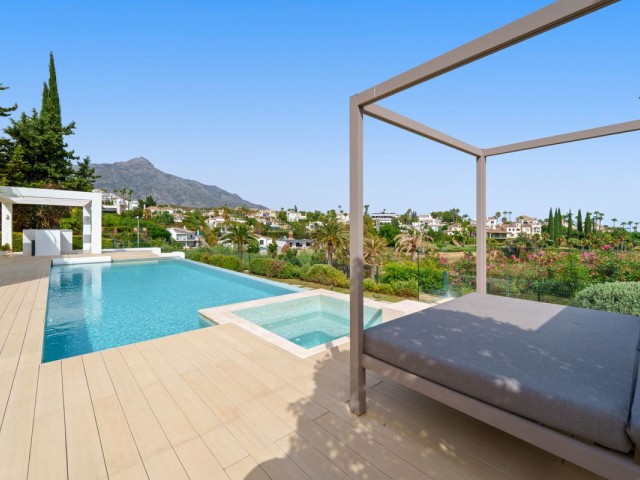 5 Soveroms Villa i Nueva Andalucía