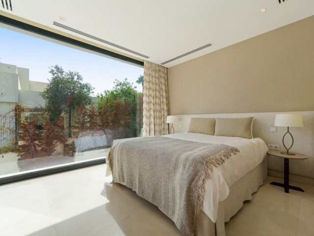 5 Soveroms Villa i Nueva Andalucía