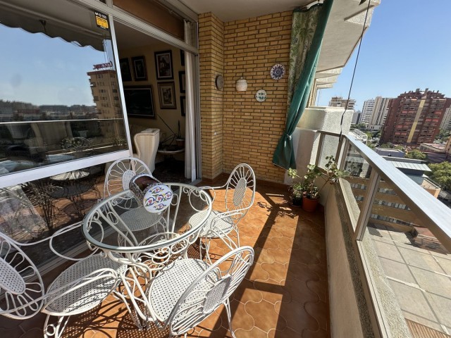 4 Bedrooms Apartment in Málaga Centro