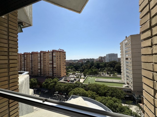 4 Bedrooms Apartment in Málaga Centro