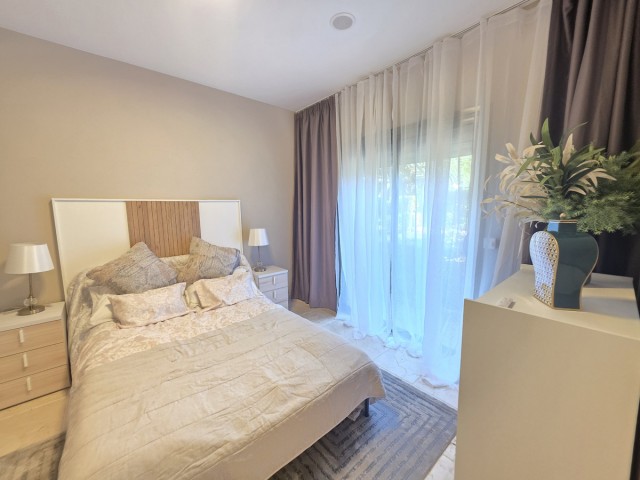 Appartement avec 3 Chambres  à Estepona