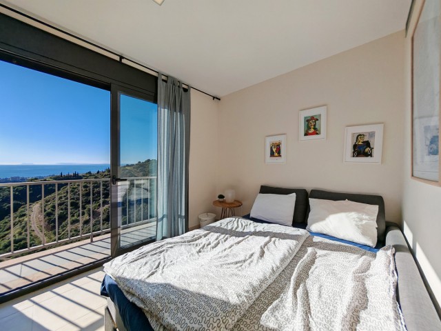 Penthouse in Altos de los Monteros