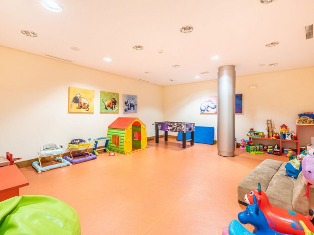 Penthouse in Altos de los Monteros