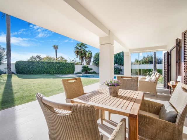3 Bedrooms Villa in Guadalmina Alta