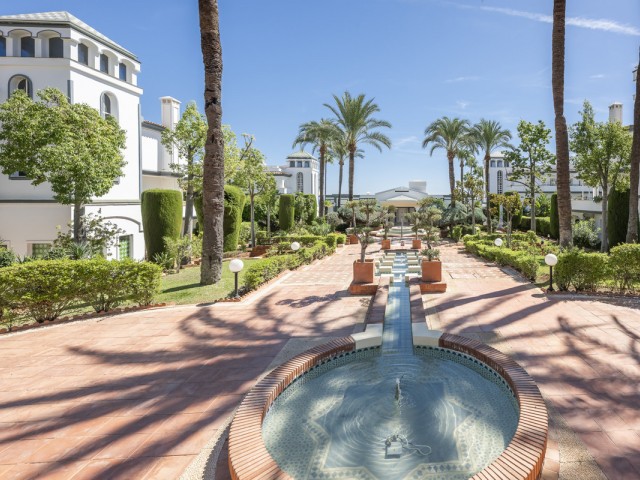 3 Bedrooms Apartment in Estepona