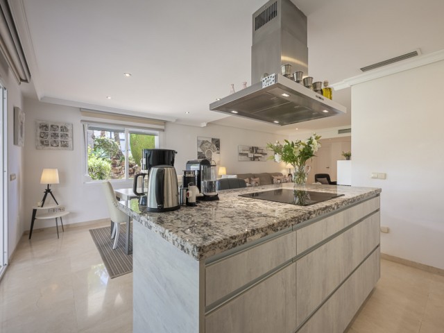 3 Bedrooms Apartment in Estepona