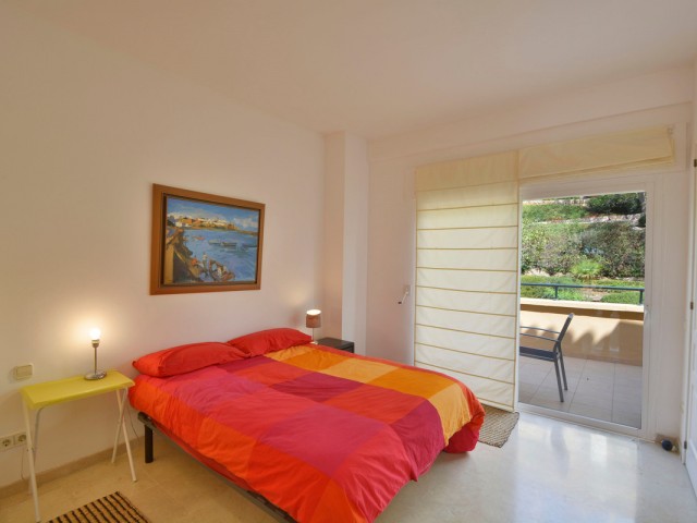 3 Bedrooms Apartment in Elviria