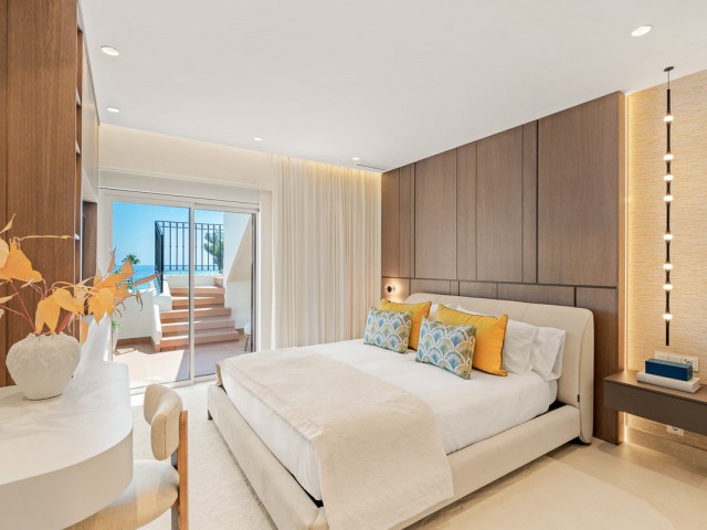 Apartamento con 3 Dormitorios  en Estepona