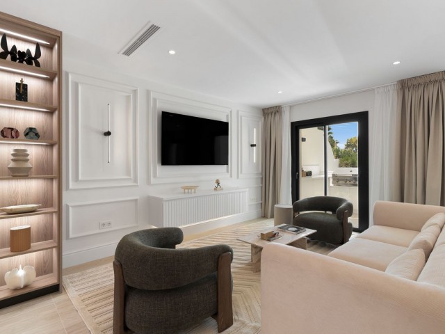 4 Bedrooms Townhouse in Nueva Andalucía