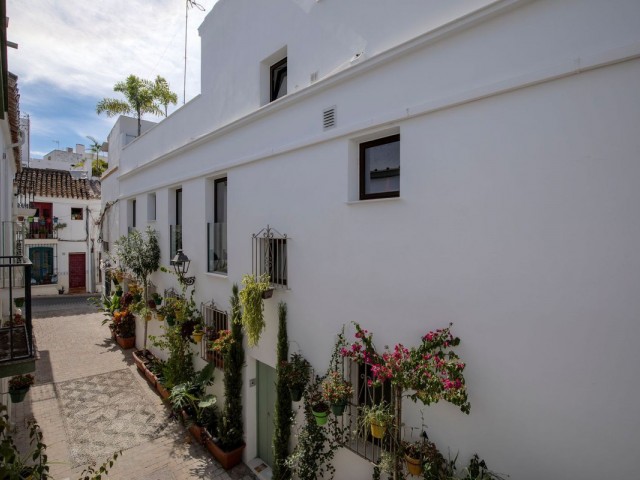 4 Schlafzimmer Villa in Estepona